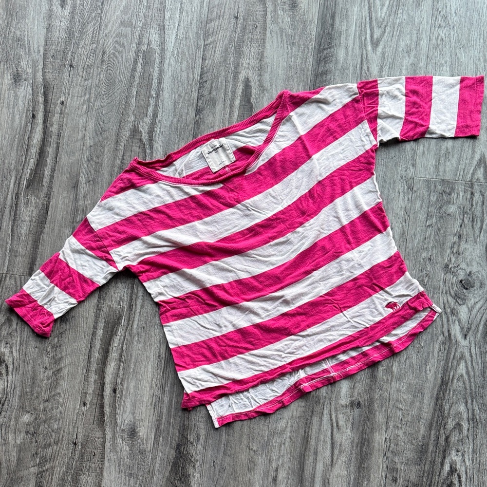 🌸 Abercrombie Kids Pink & White Striped Logo Top – Size  L Chic Vintage look